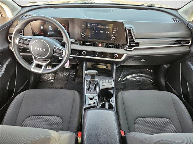 Used 2024 Kia Sportage LX image 15