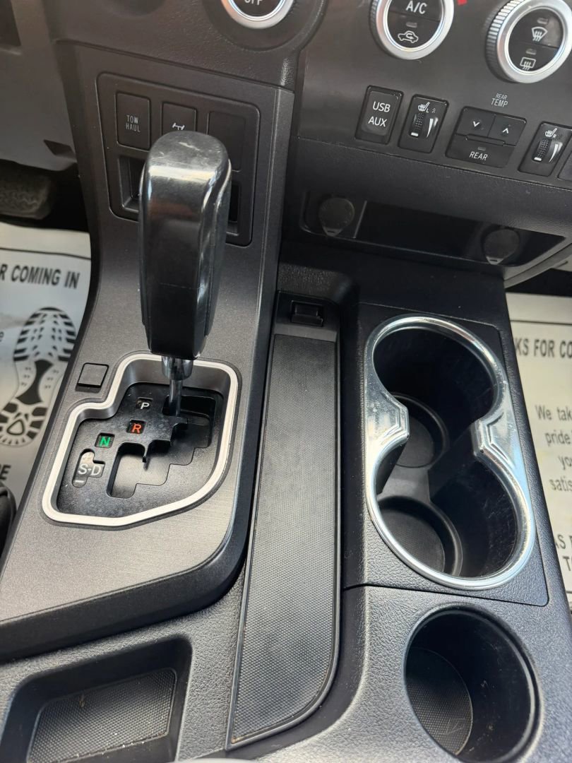 Used 2019 Toyota Sequoia Limited w/ Safety & Convenience Package AWD/4WD image 29