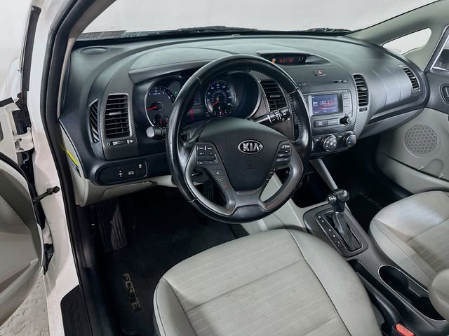 Used 2014 Kia Forte EX image 17