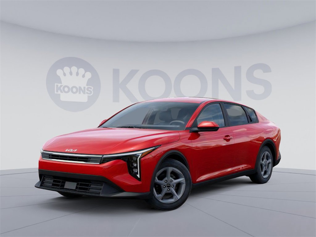 New 2025 Kia K4 LXS image 1