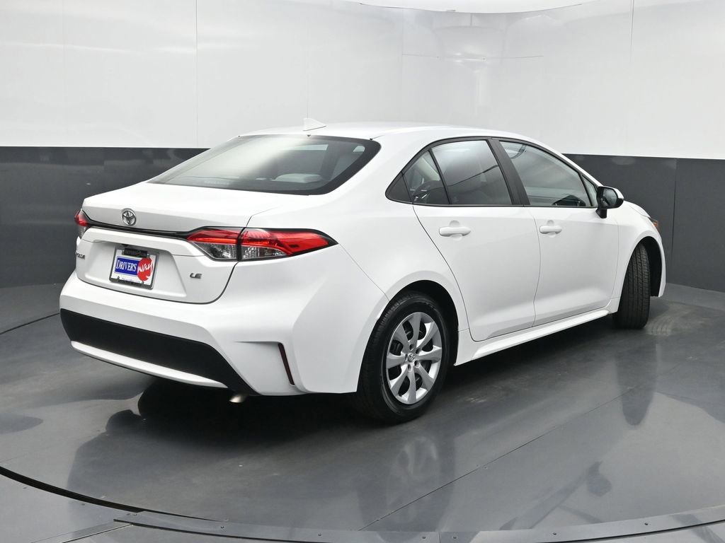 Used 2022 Toyota Corolla LE FWD image 21