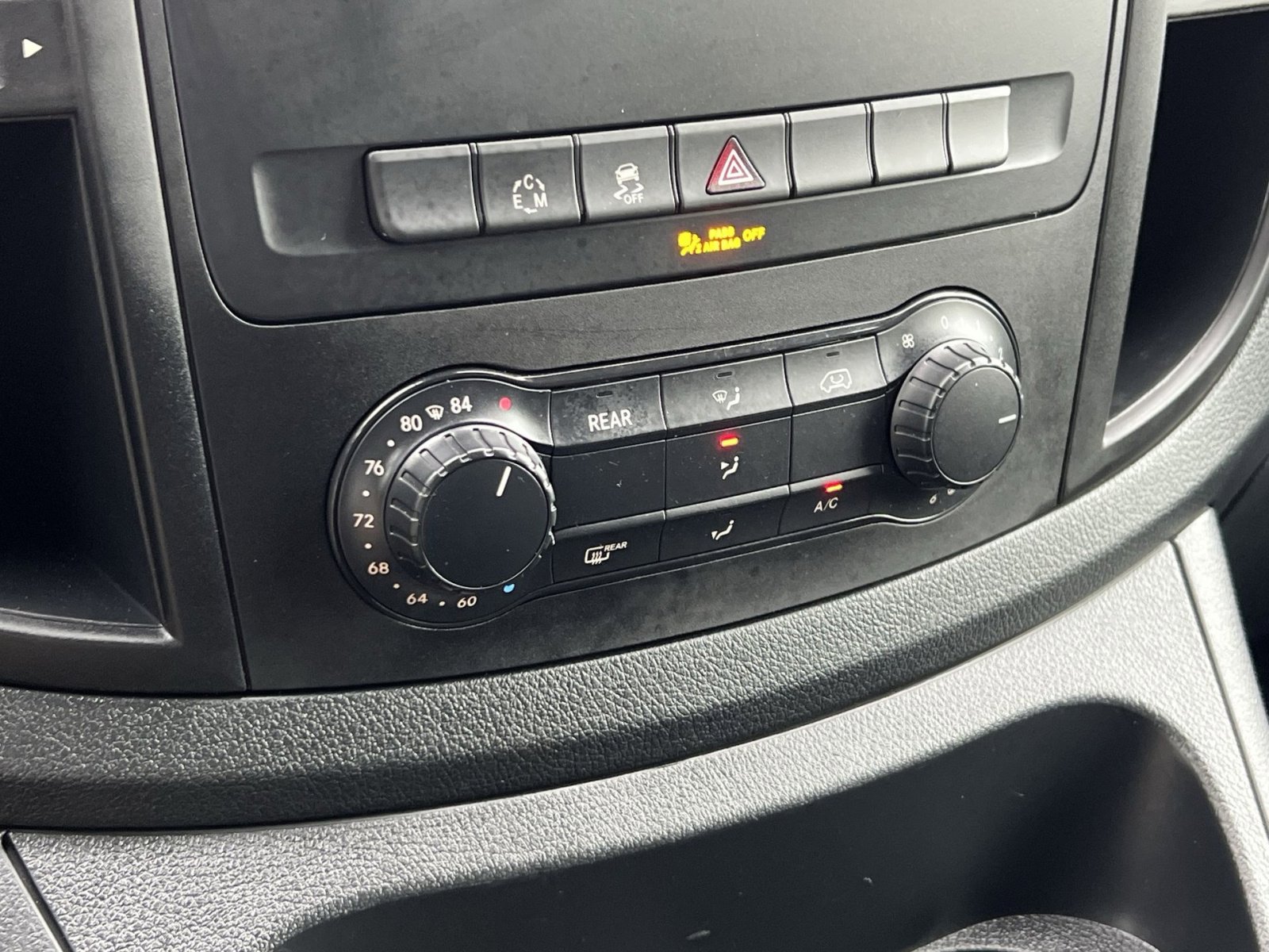 Used 2016 Mercedes-Benz Metris Passenger image 19