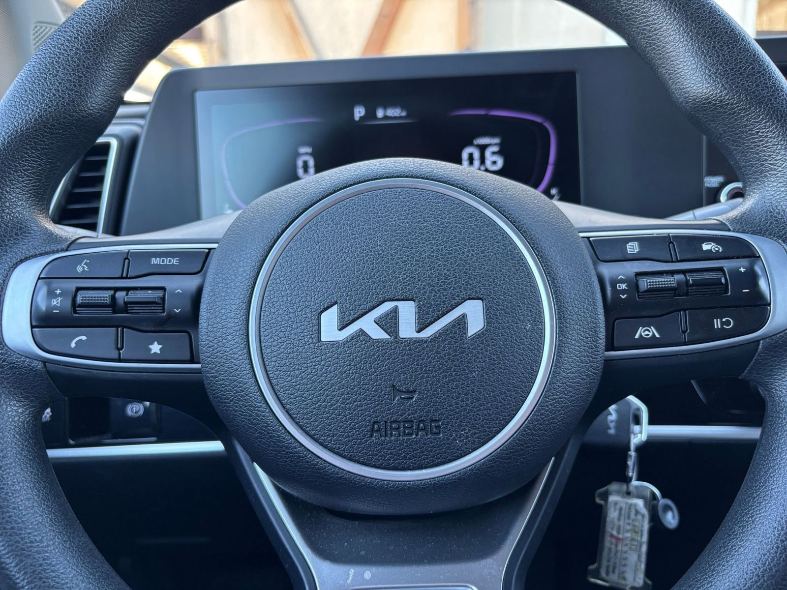 Used 2025 Kia Sportage LX FWD image 27