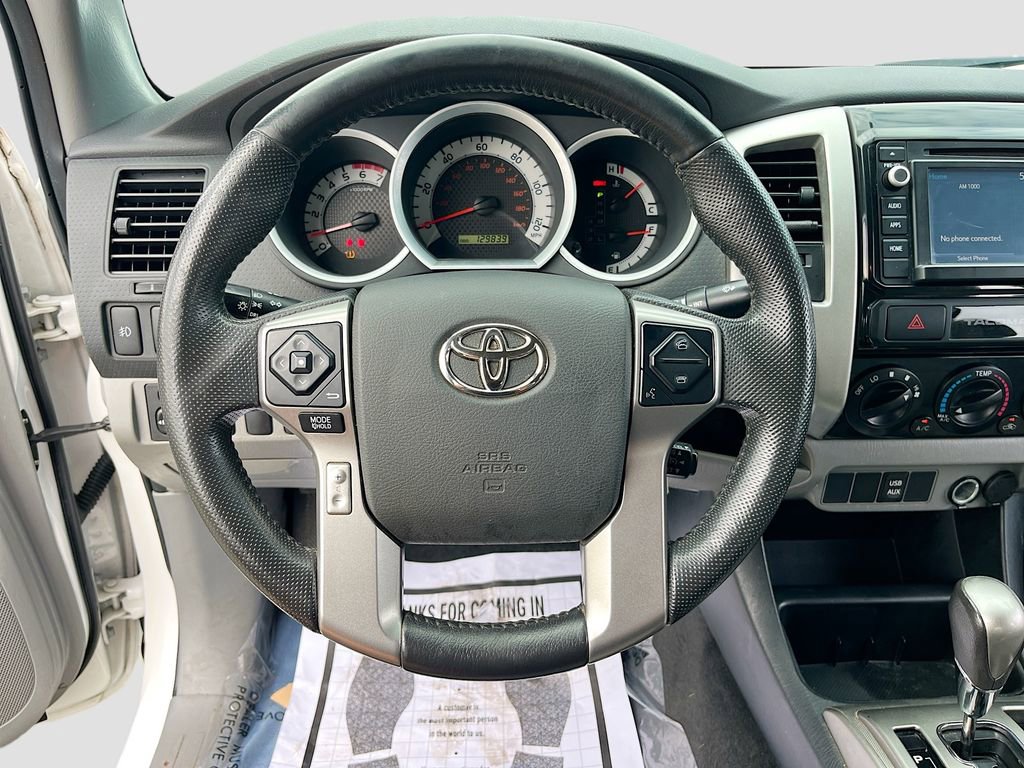 Used 2015 Toyota Tacoma PreRunner w/ SR5 Package RWD image 11
