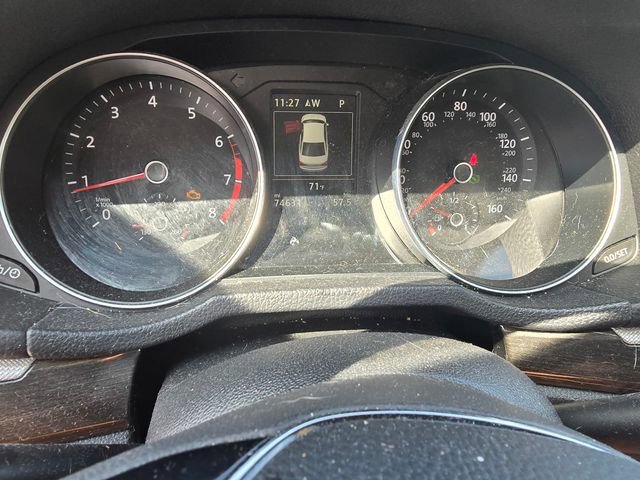 Used 2018 Volkswagen Passat 2.0T SEL Premium image 14