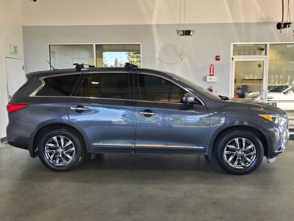 Used 2013 INFINITI JX35 AWD w/ Premium Pkg image 4