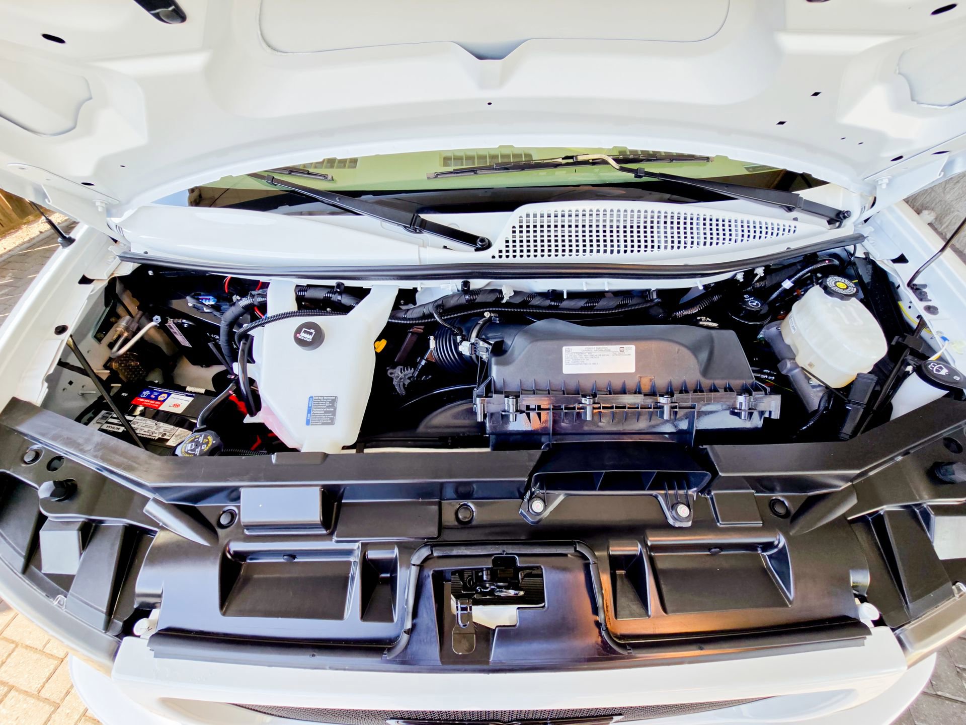 Used 2025 GMC Savana 2500 w/ Driver Convenience Package image 57