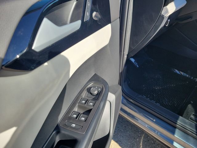 New 2026 Volkswagen Taos S image 19