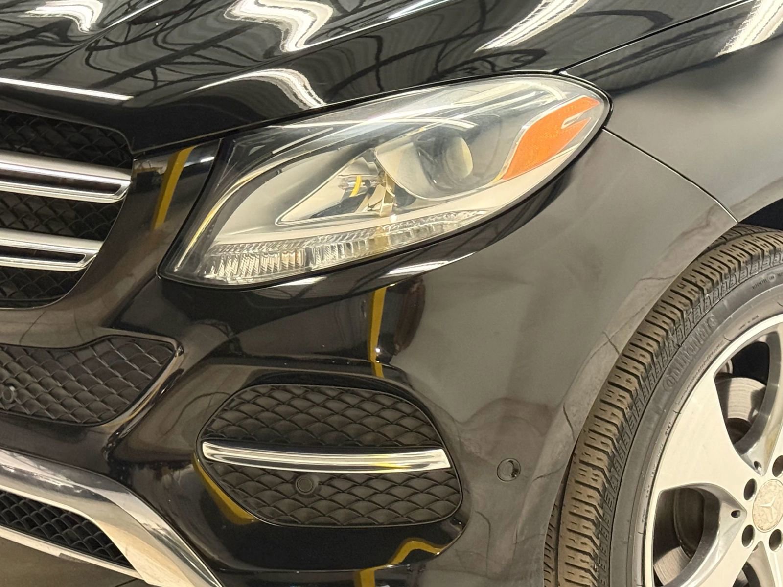 Used 2016 Mercedes-Benz GLE 350 w/ Premium Package image 4