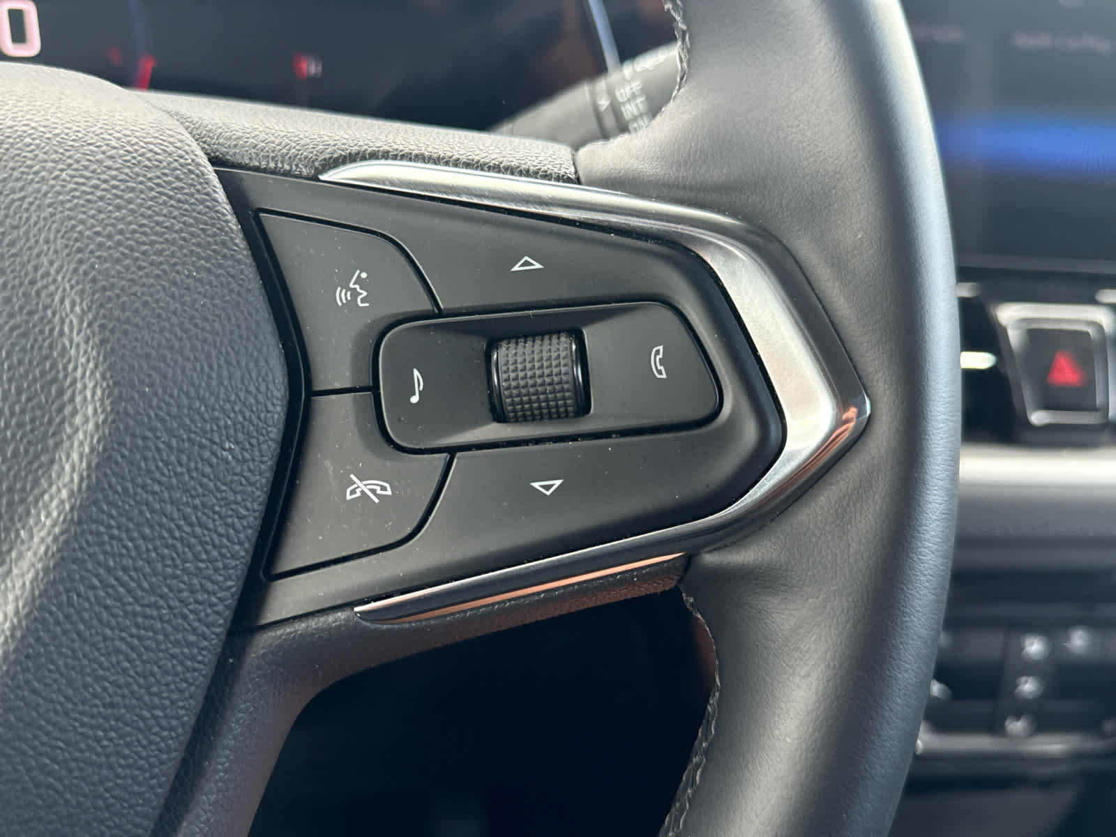 Used 2025 Chevrolet TrailBlazer LT w/ Convenience Package image 16