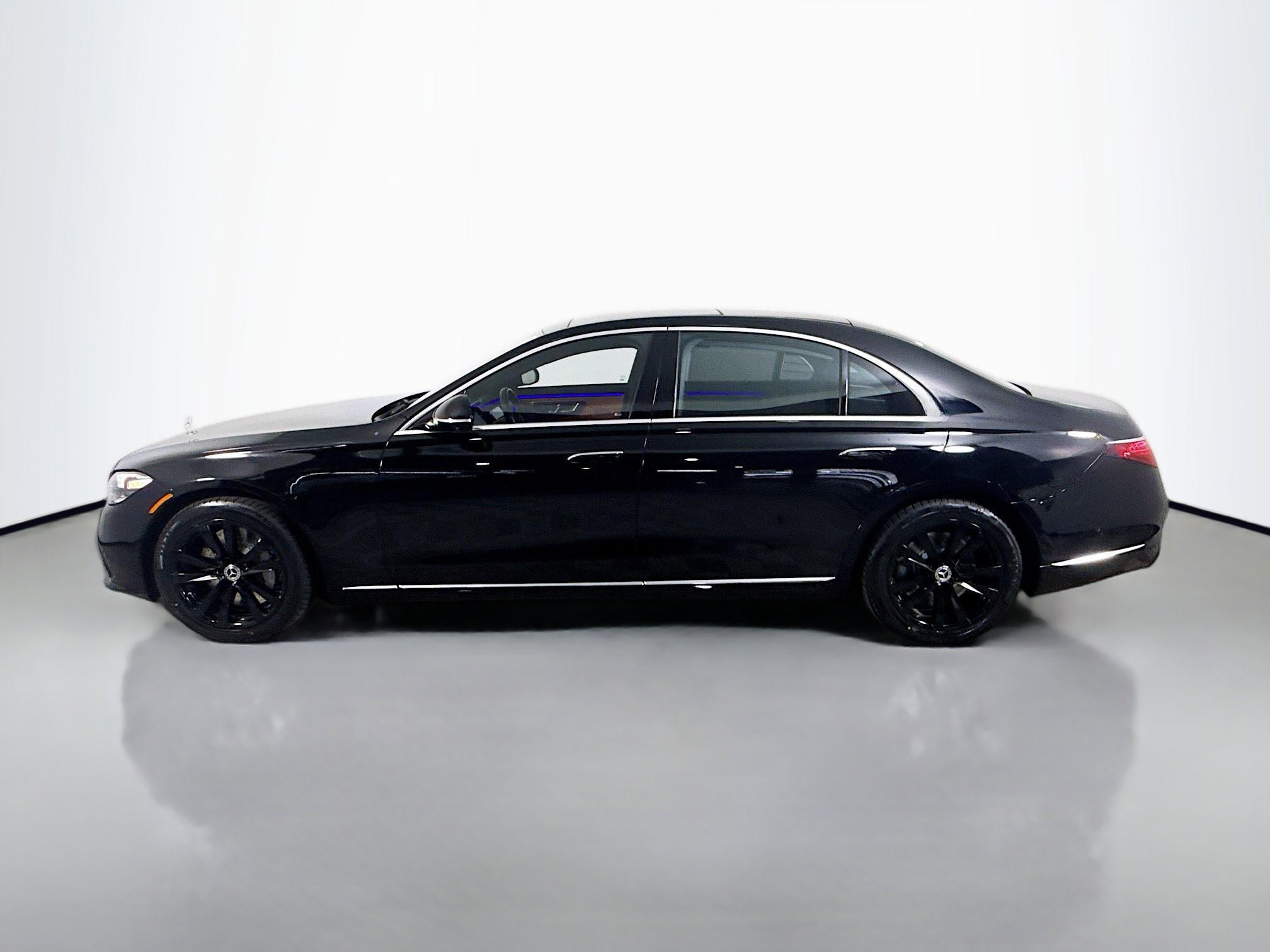 Used 2023 Mercedes-Benz S 500 4MATIC image 6