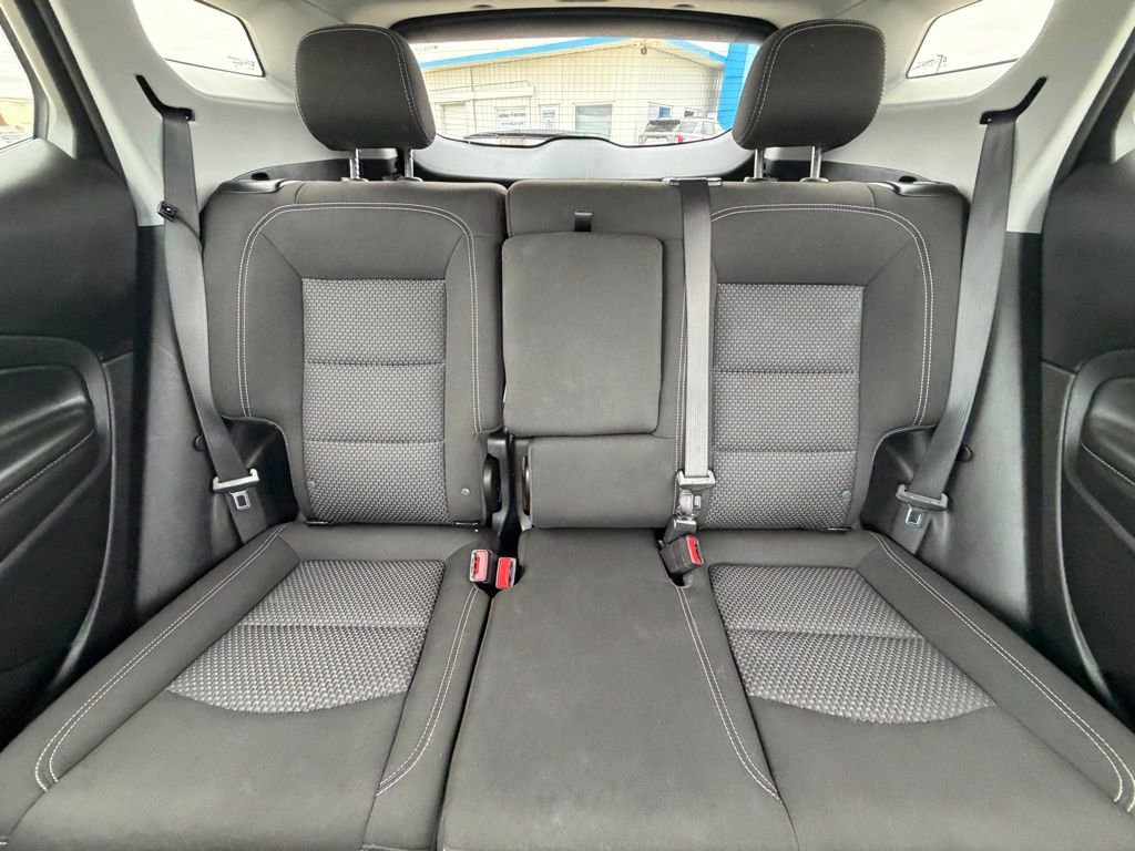 Used 2024 GMC Terrain SLE AWD/4WD image 22