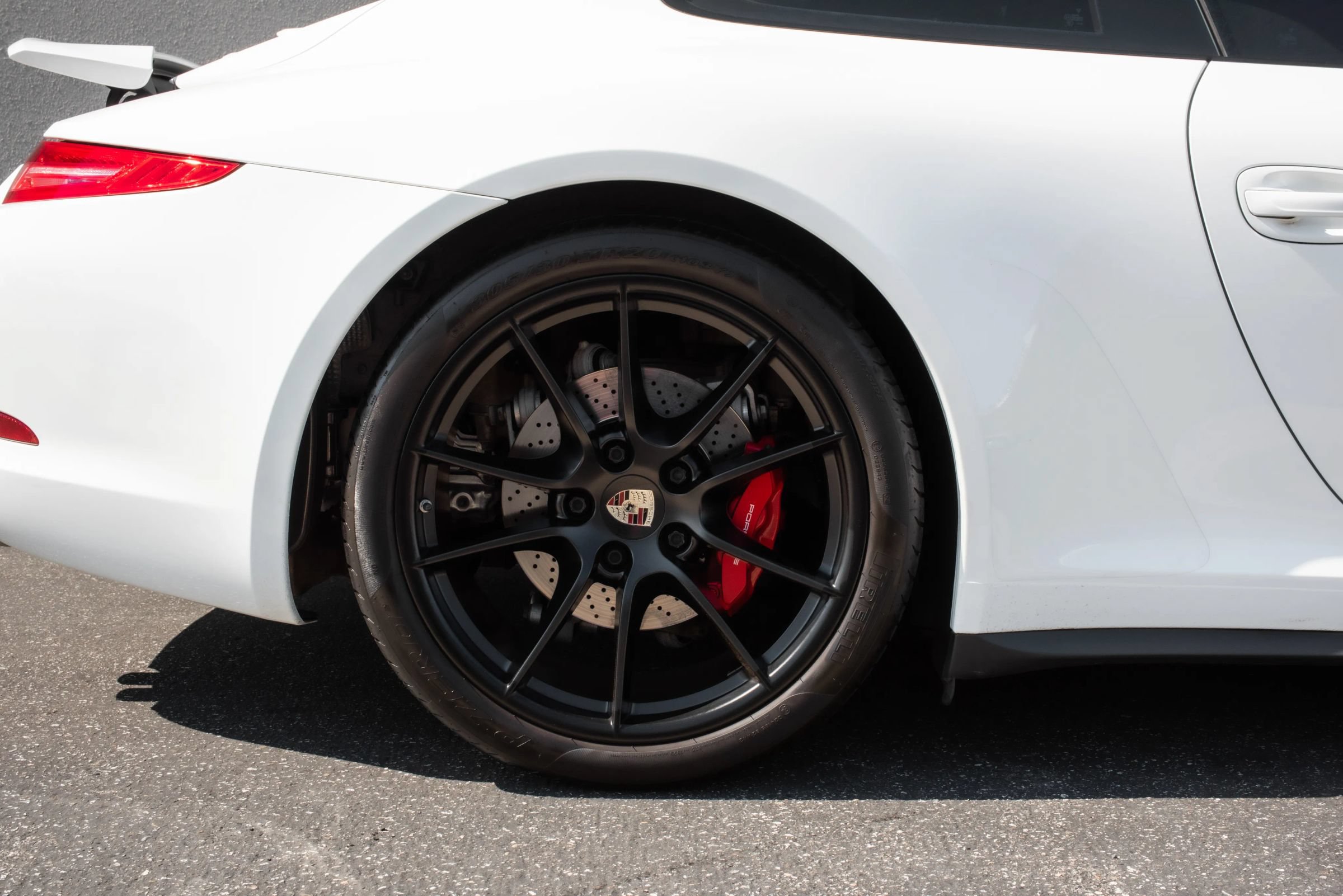 Used 2013 Porsche 911 Carrera 4S AWD/4WD image 36