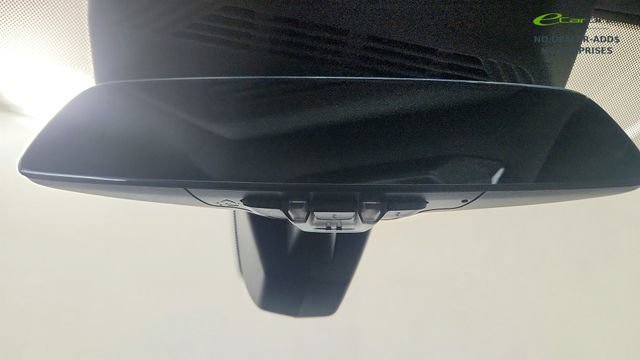 Used 2023 BMW i7 xDrive60 AWD/4WD image 69