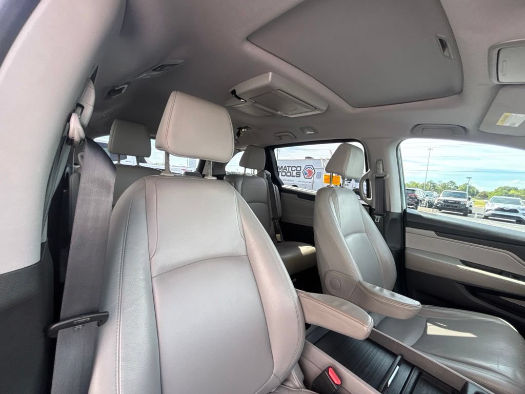 Used 2019 Honda Odyssey EX-L image 18