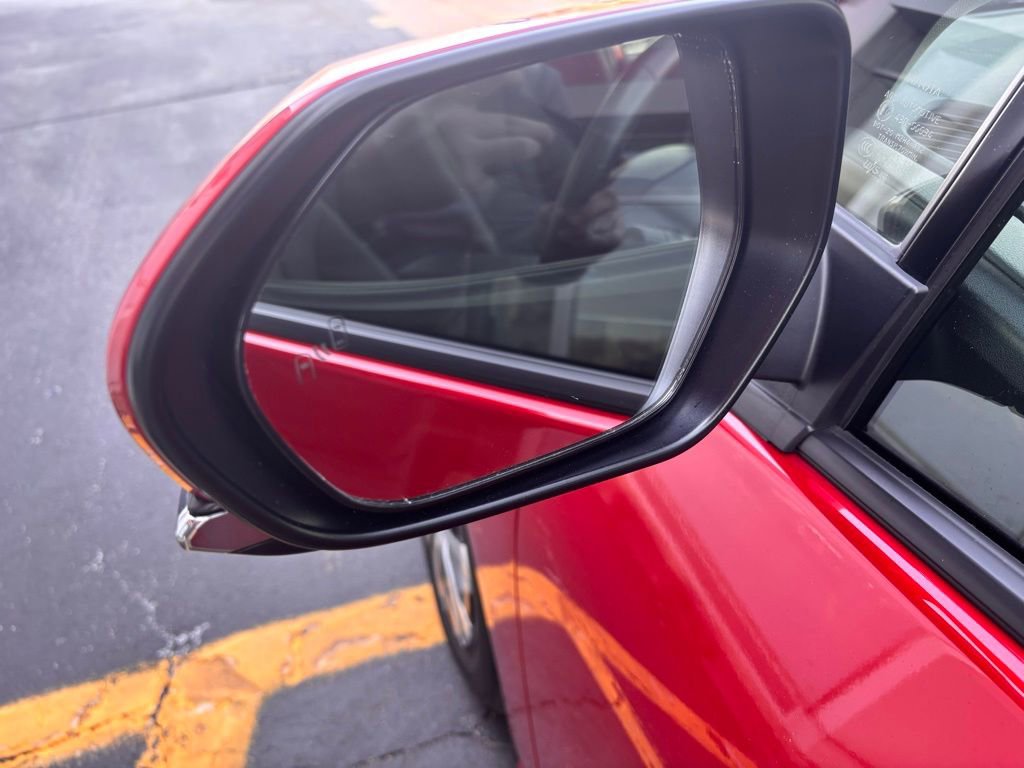 Used 2022 Toyota Prius XLE image 25