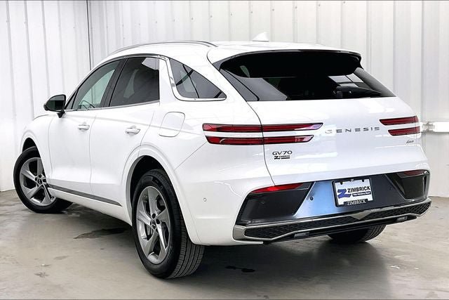 Used 2026 Genesis GV70 2.5T Advanced AWD/4WD image 11