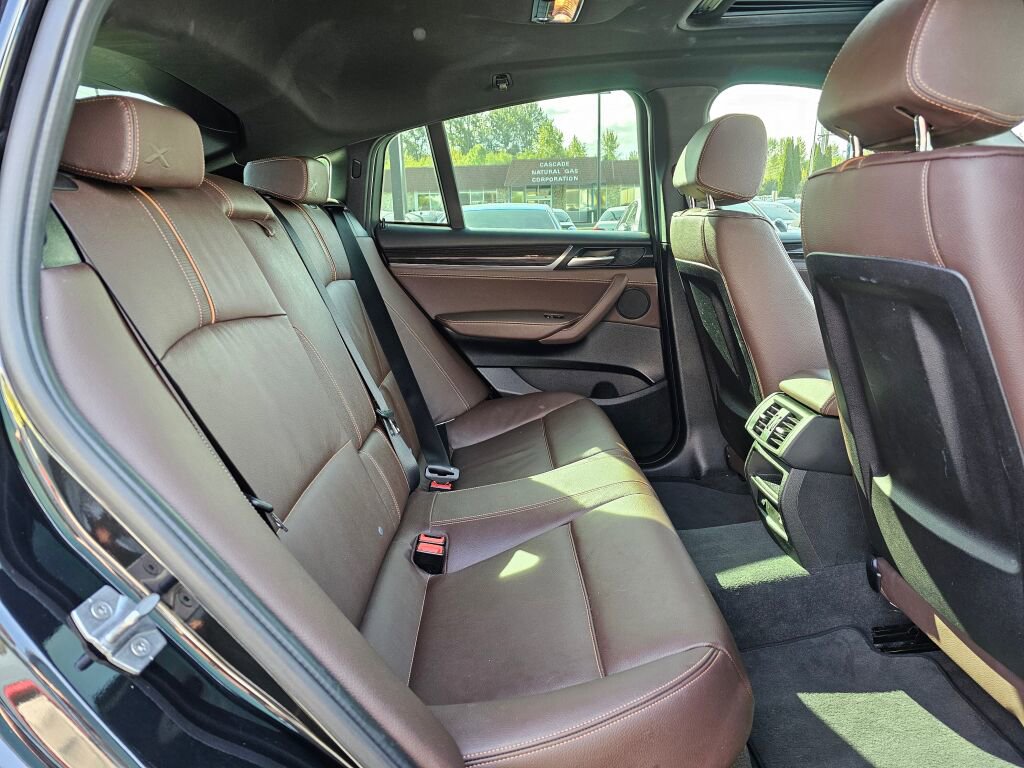 Used 2017 BMW X4 xDrive28i image 13