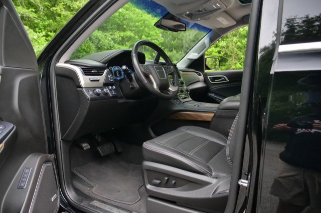 Used 2020 GMC Yukon Denali AWD/4WD image 24
