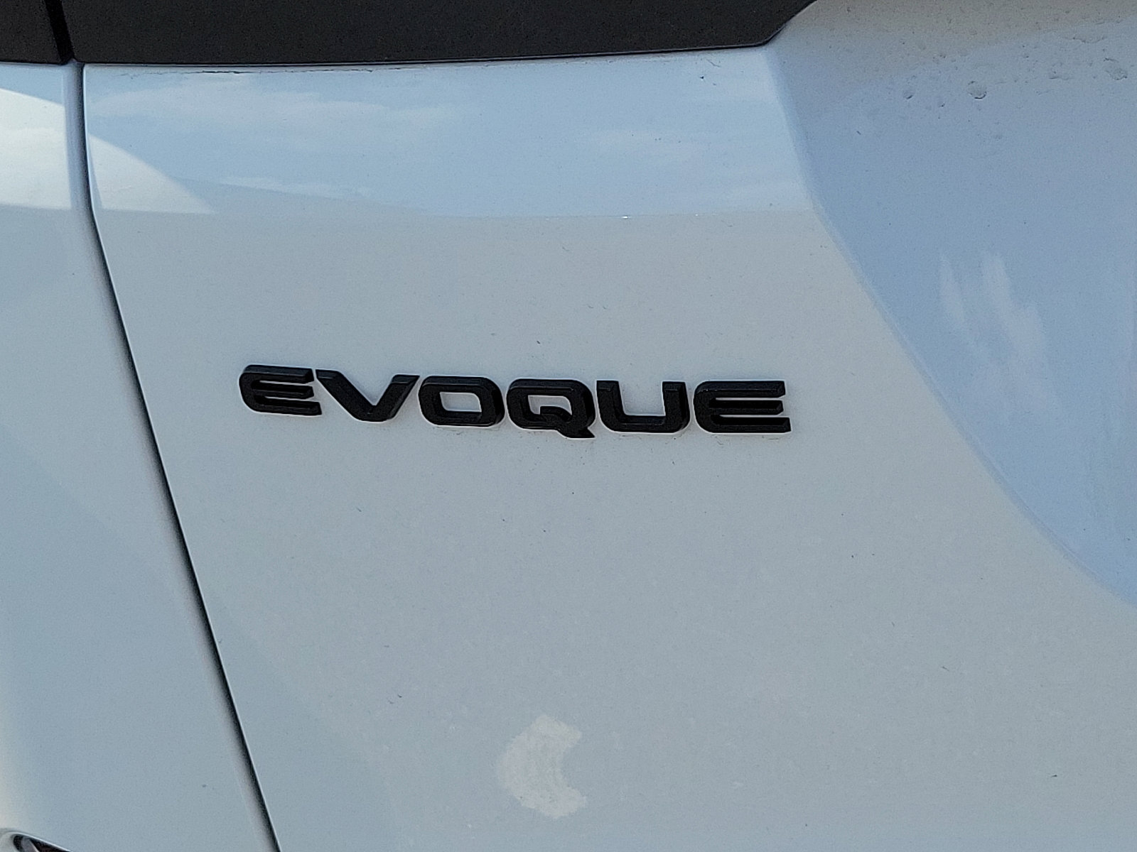 Used 2024 Land Rover Range Rover Evoque Dynamic SE image 29