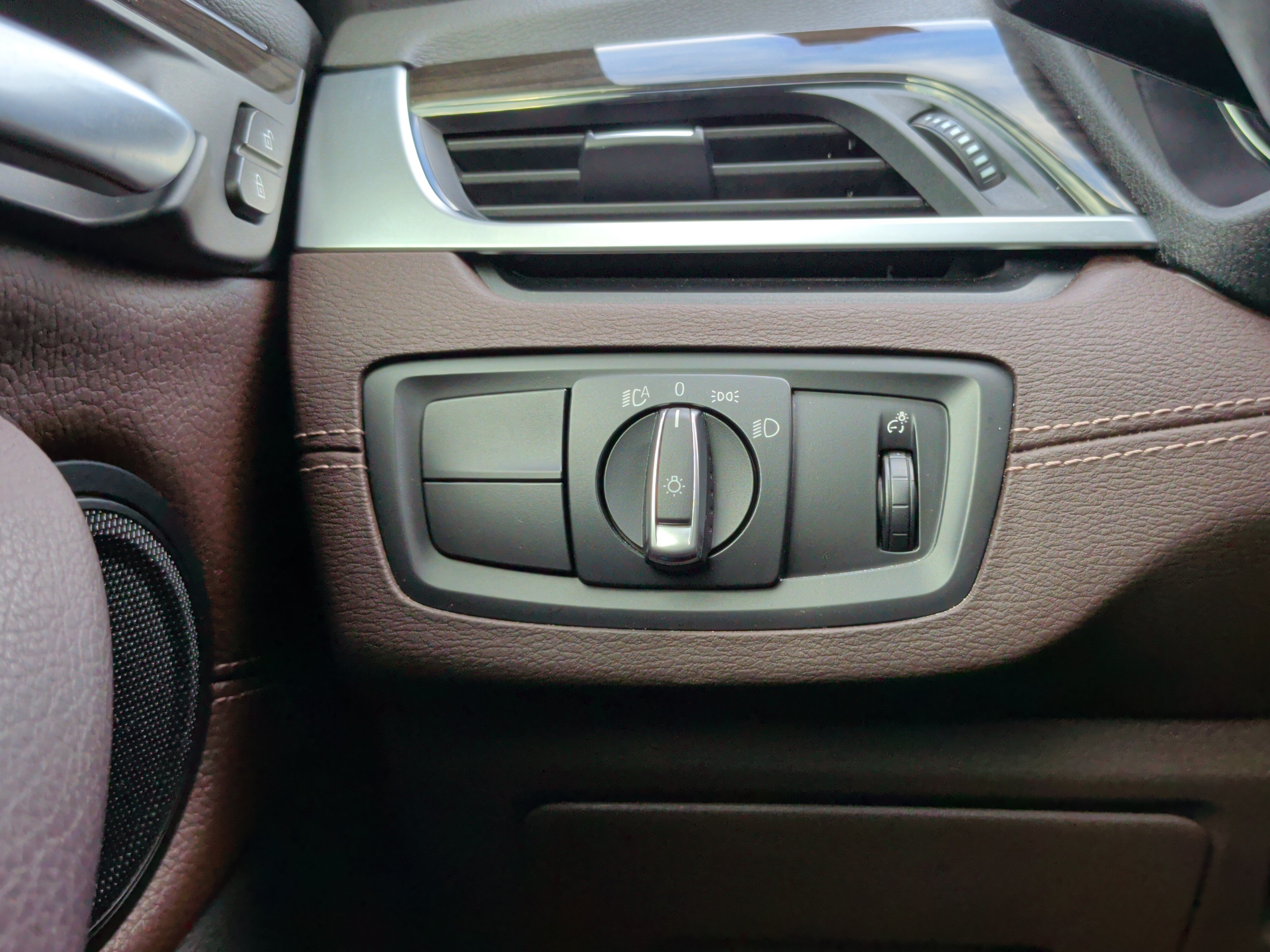 Used 2021 BMW X1 sDrive28i w/ Convenience Package FWD image 24