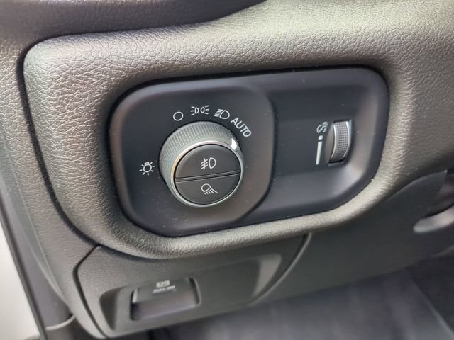 Used 2022 RAM 1500 Big Horn AWD/4WD image 15