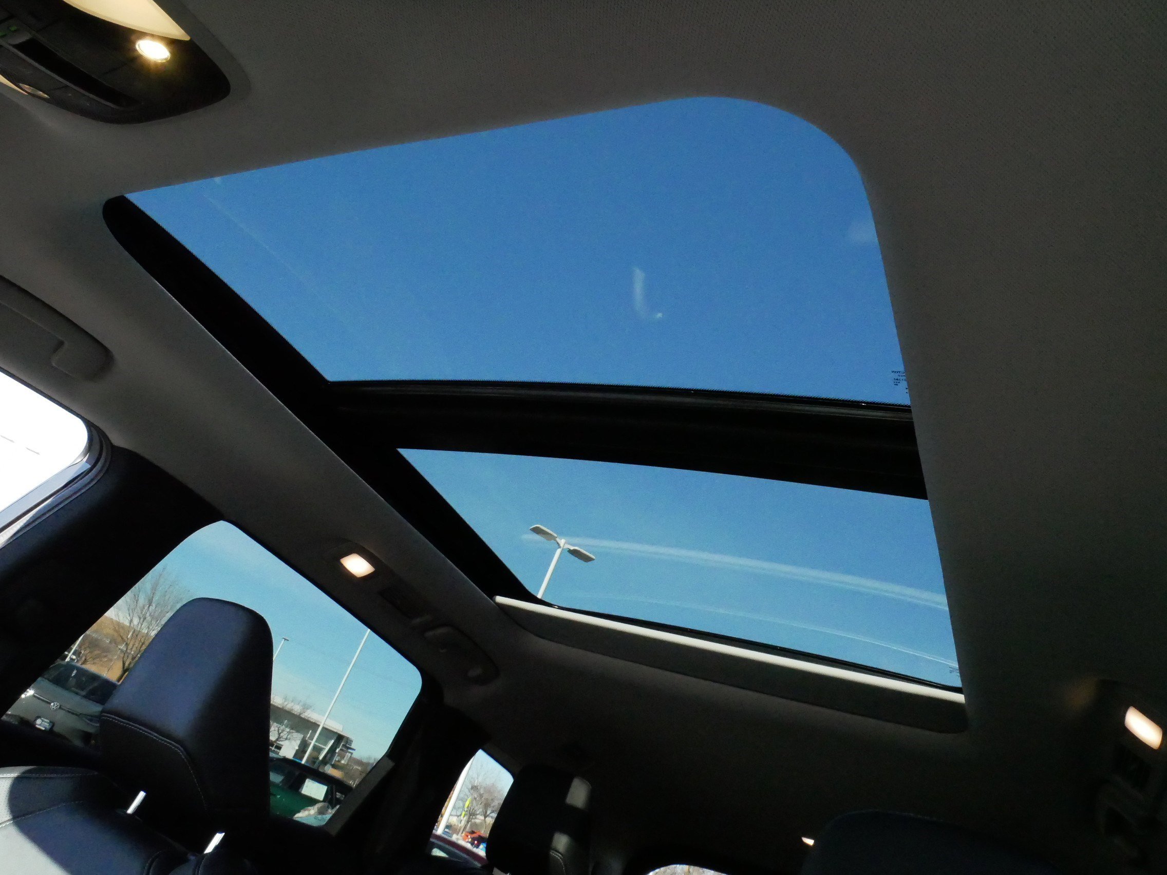 Used 2022 INFINITI QX60 Luxe image 33