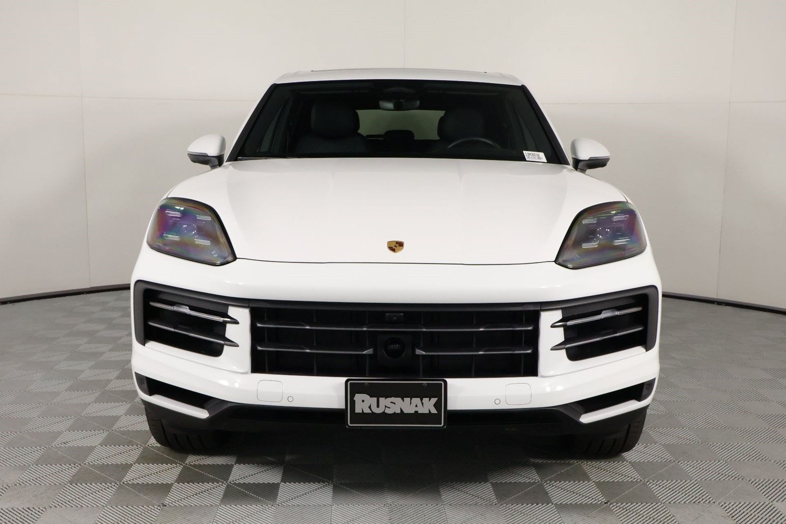 Certified 2026 Porsche Cayenne AWD/4WD image 10