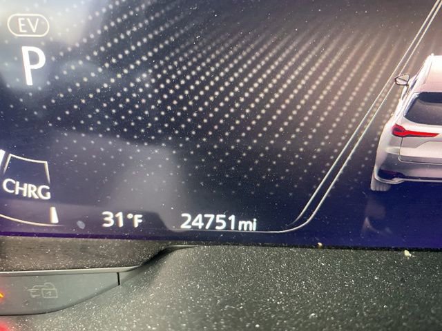 Used 2024 MAZDA CX-90 Plug-In Hybrid w/ Premium Pkg image 11