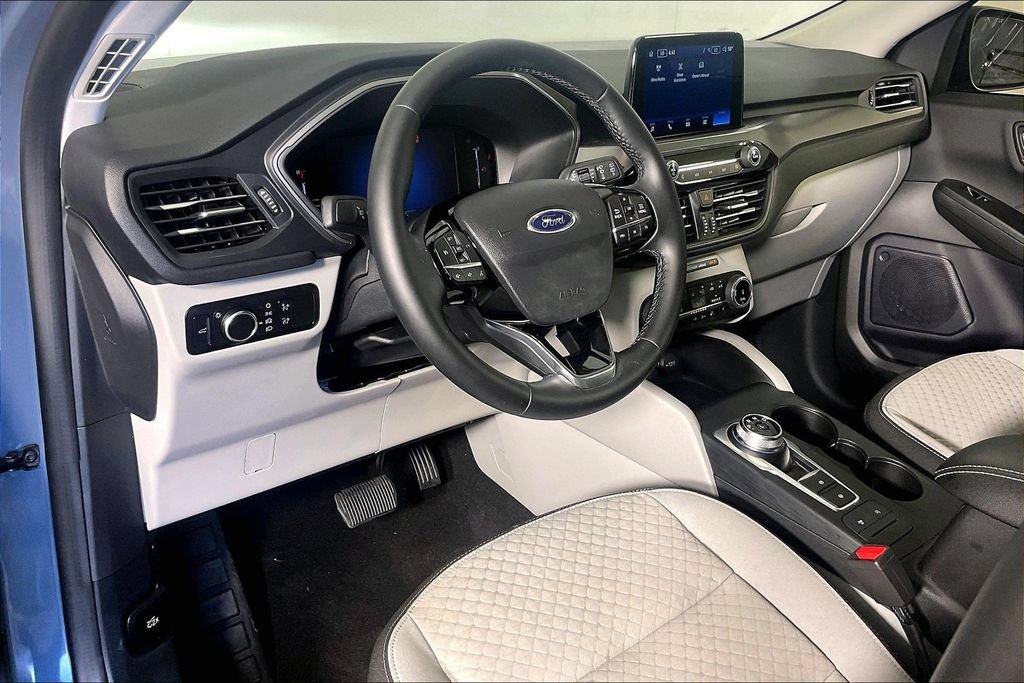 Used 2024 Ford Escape Active AWD/4WD image 15