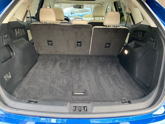 Used 2022 Ford Edge Titanium image 25