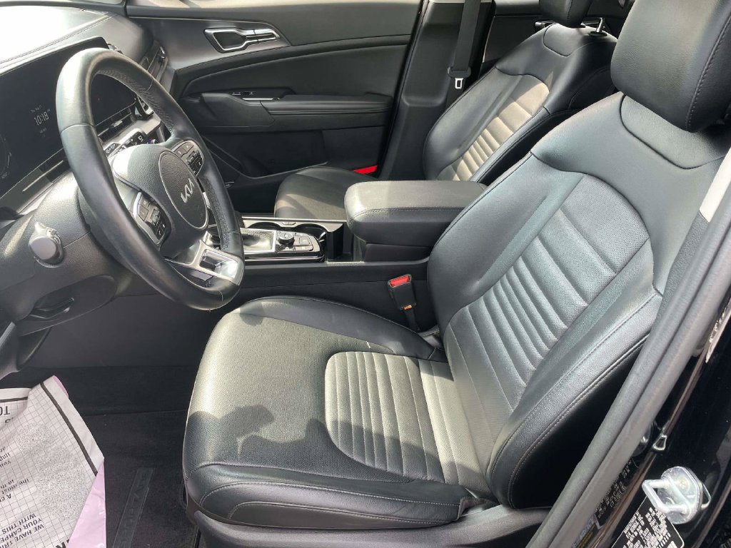 Used 2024 Kia Sportage SX FWD image 13