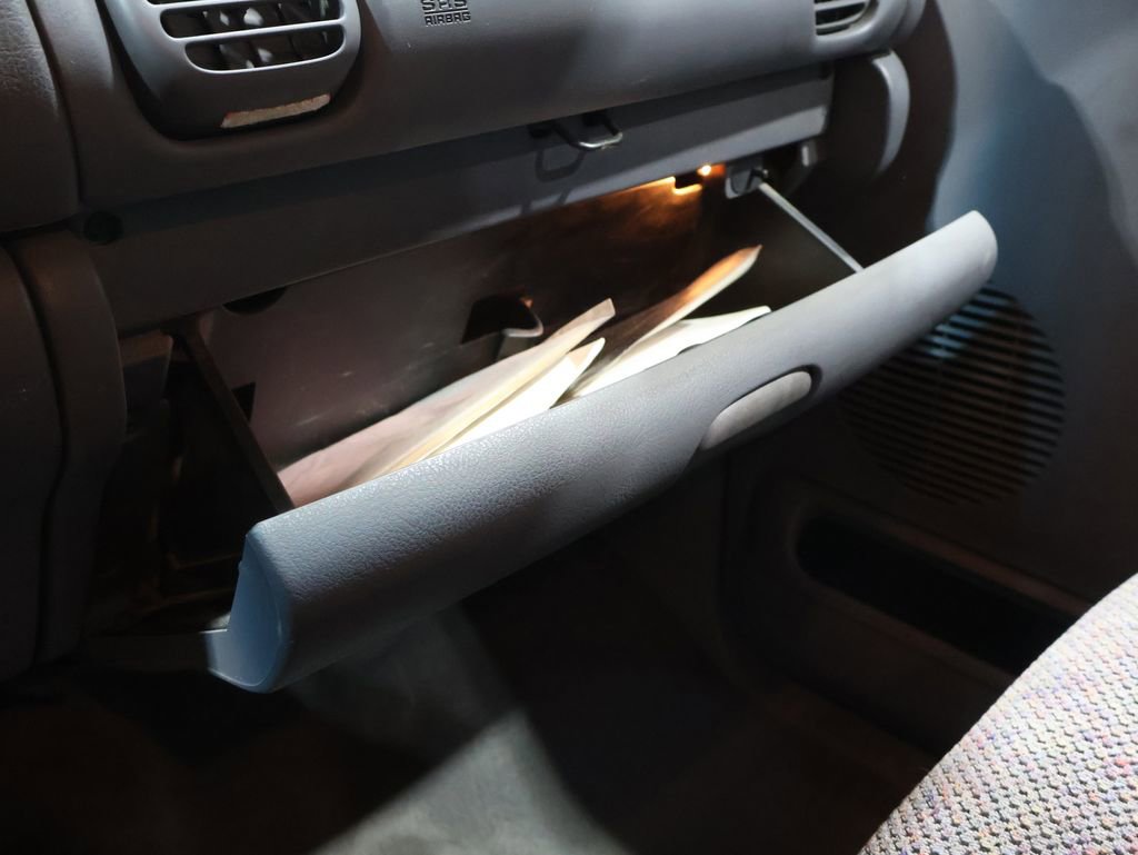 Used 1998 Dodge Ram 1500 Truck ST image 24