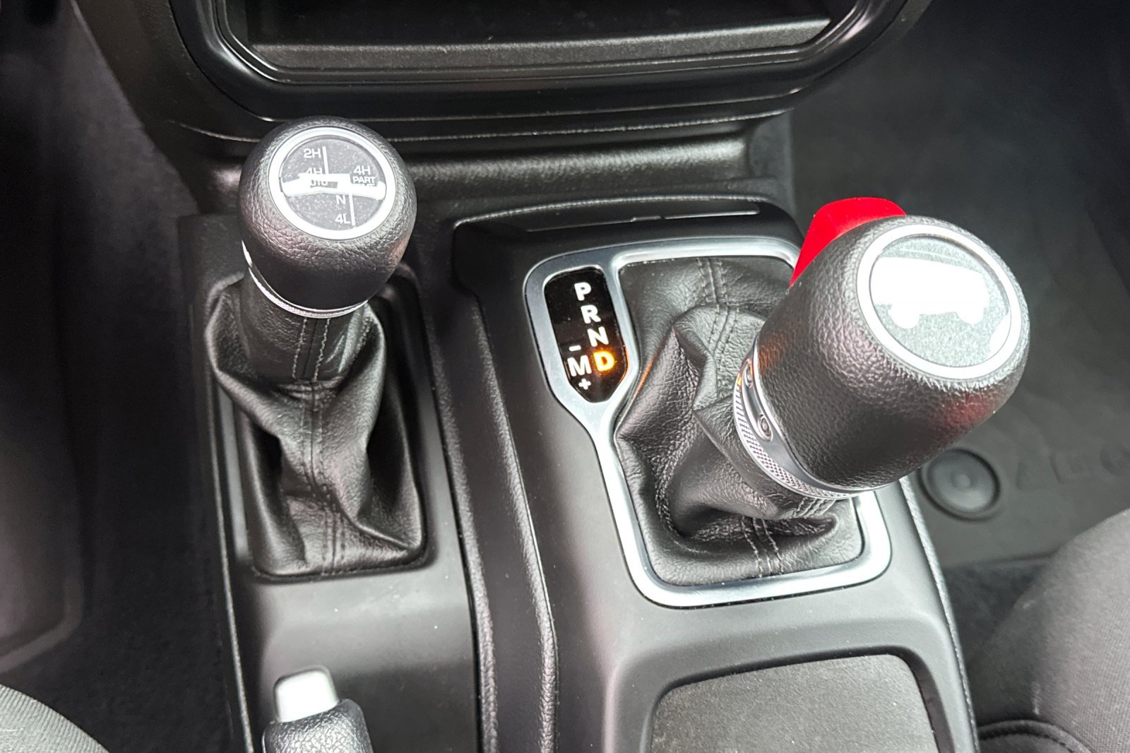 Used 2023 Jeep Wrangler Unlimited AWD/4WD image 20