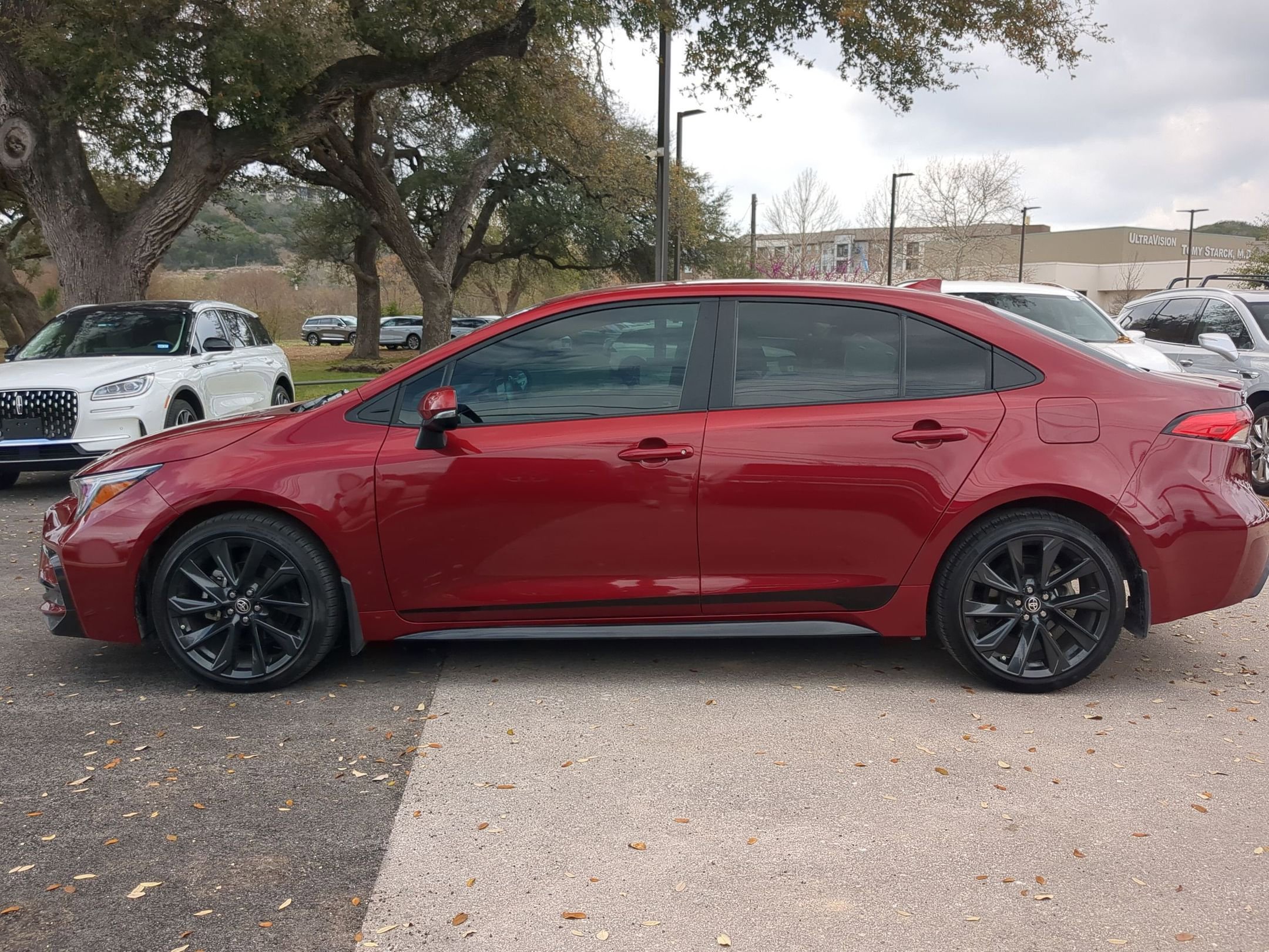 Used 2024 Toyota Corolla SE image 6