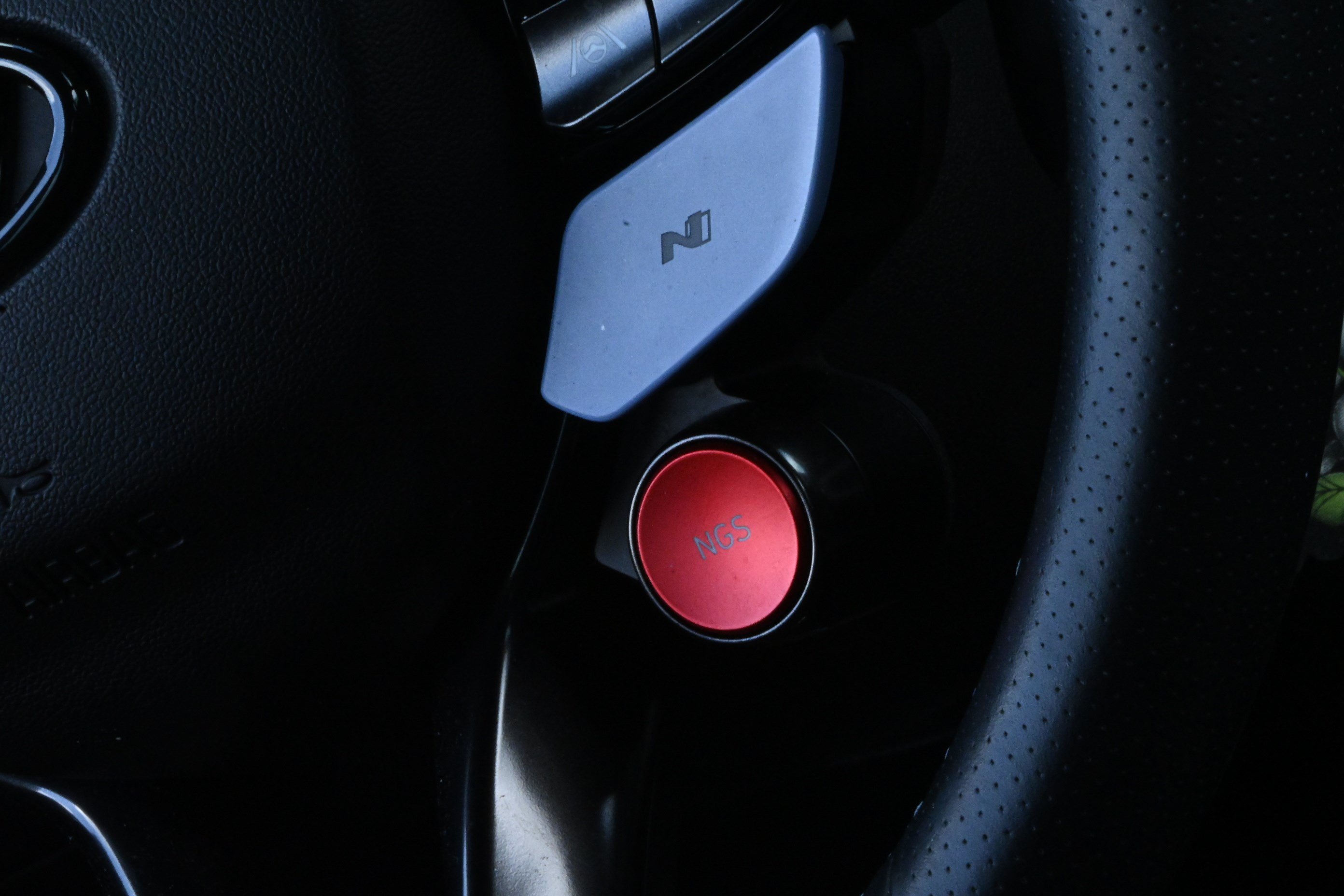 Used 2022 Hyundai Elantra N FWD image 24