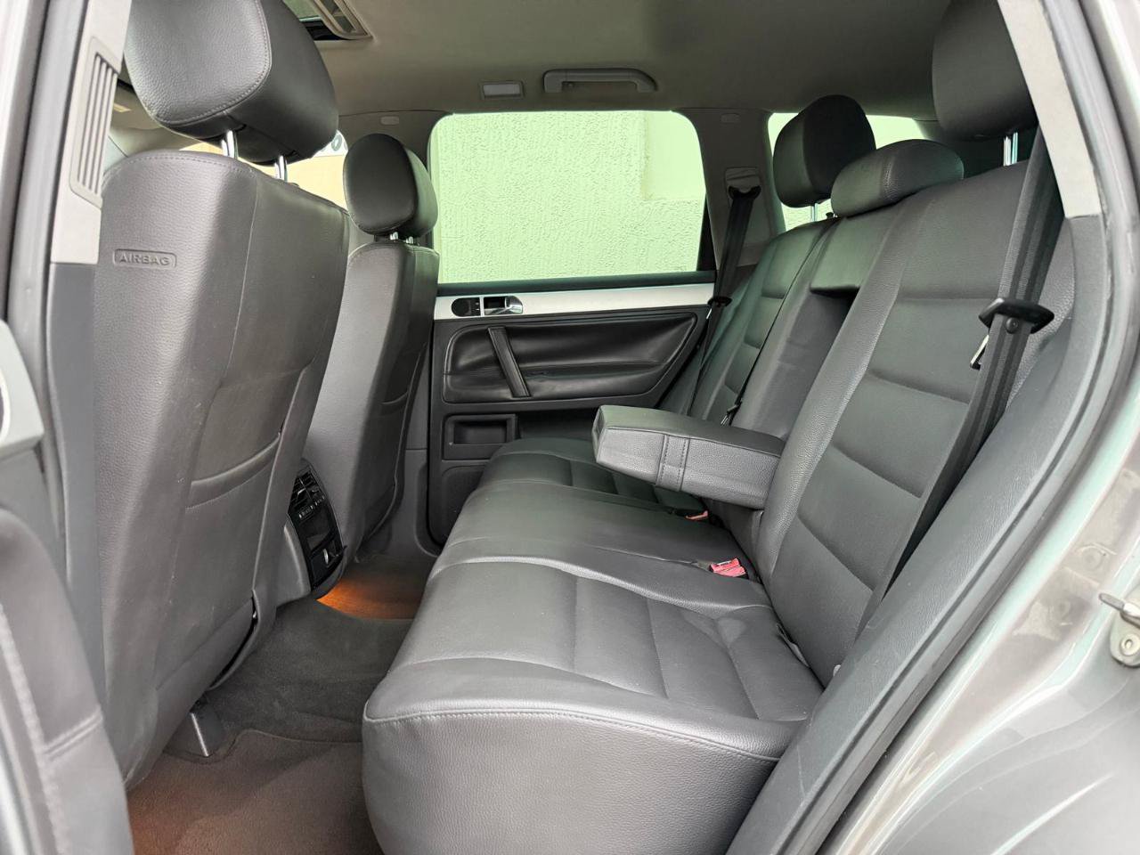 Used 2008 Volkswagen Touareg V6 AWD/4WD image 20