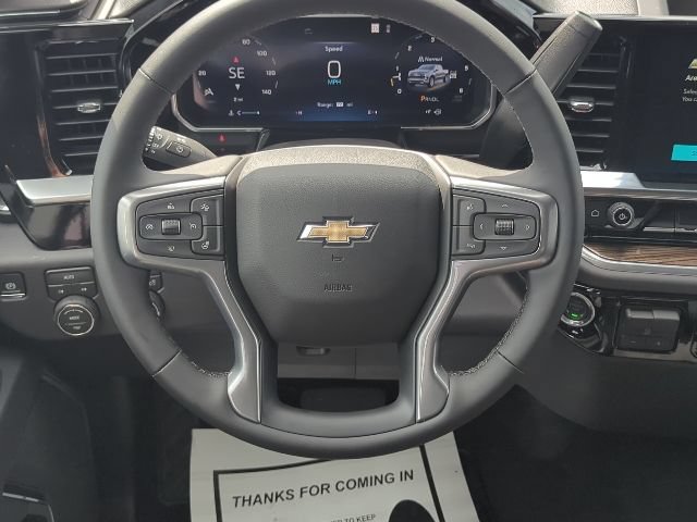 New 2026 Chevrolet Silverado 1500 LT w/ Convenience Package II AWD/4WD image 8