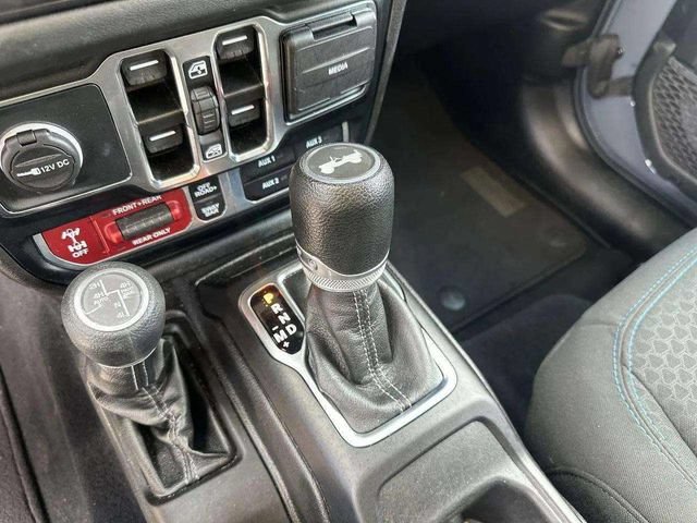 Used 2024 Jeep Wrangler Unlimited Rubicon 4xe AWD/4WD image 31