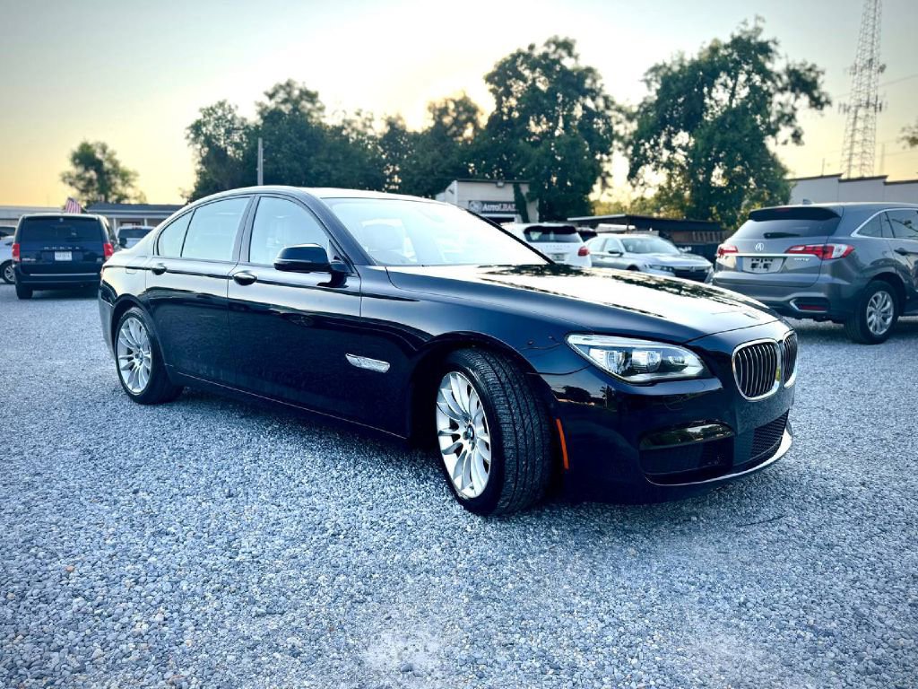Used 2015 BMW 750i xDrive image 5