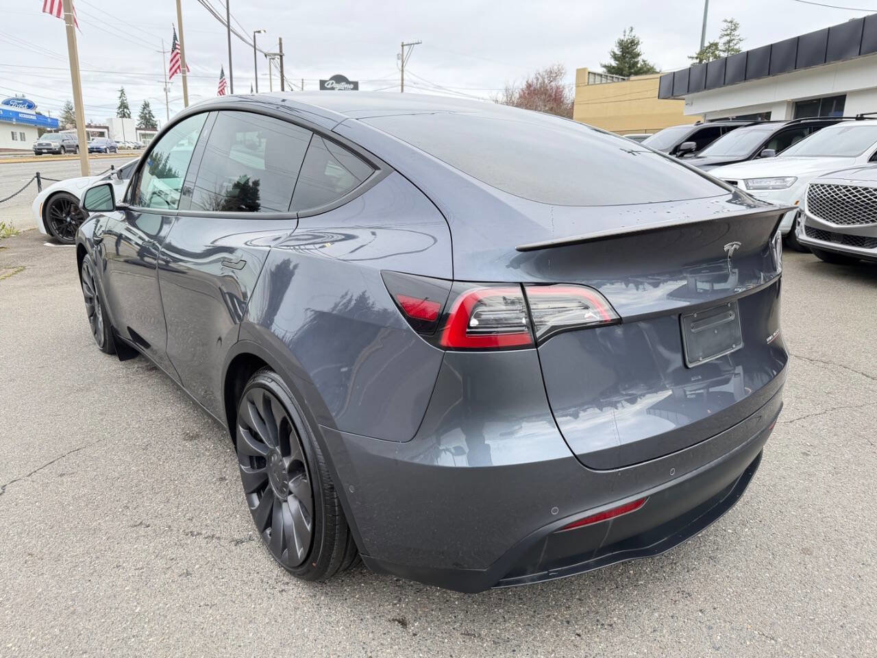 Used 2022 Tesla Model Y Performance image 4