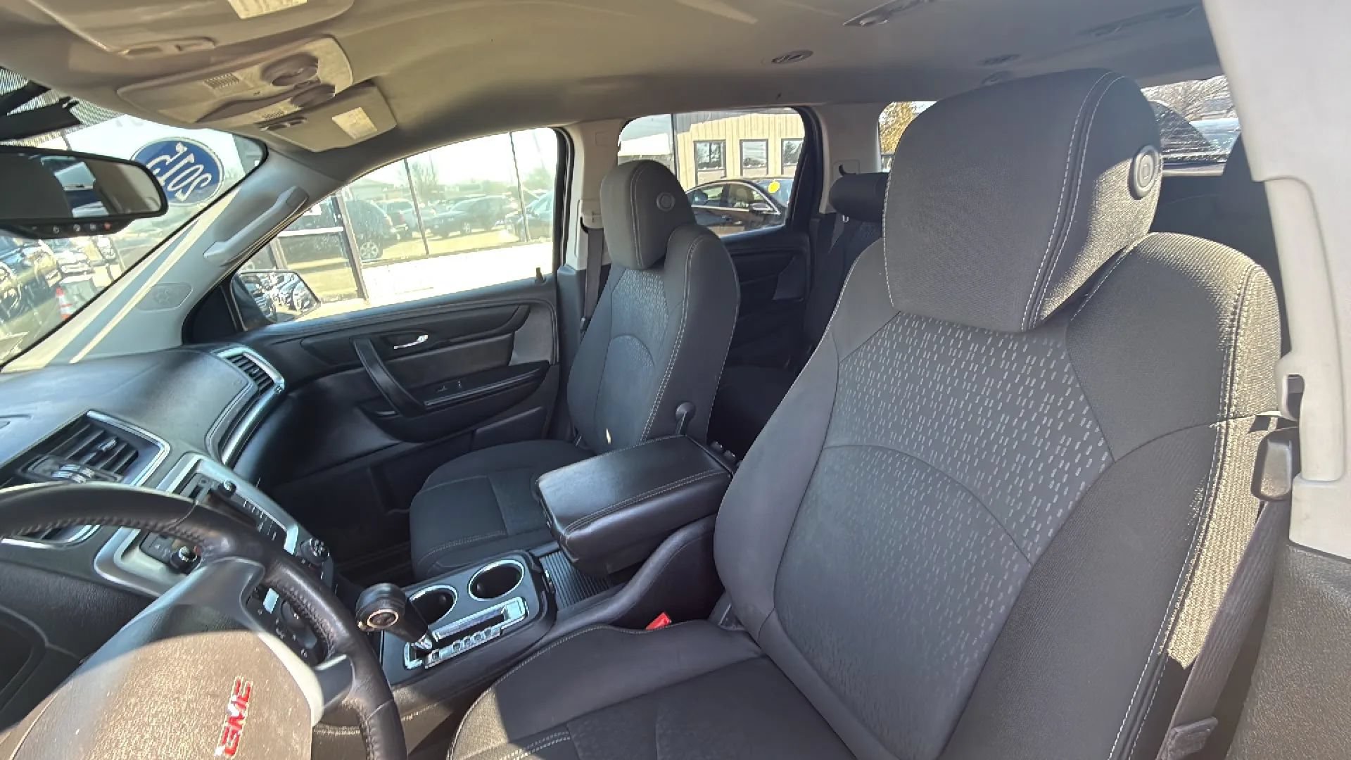 Used 2015 GMC Acadia SLE AWD/4WD image 16