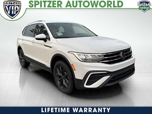 New 2024 Volkswagen Tiguan SE