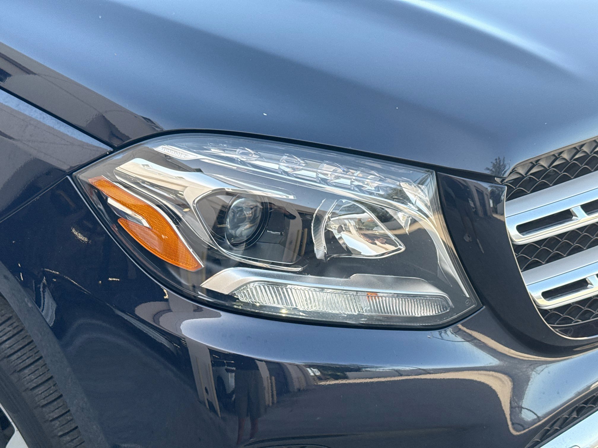 Used 2018 Mercedes-Benz GLS 450 4MATIC w/ Premium Package image 33