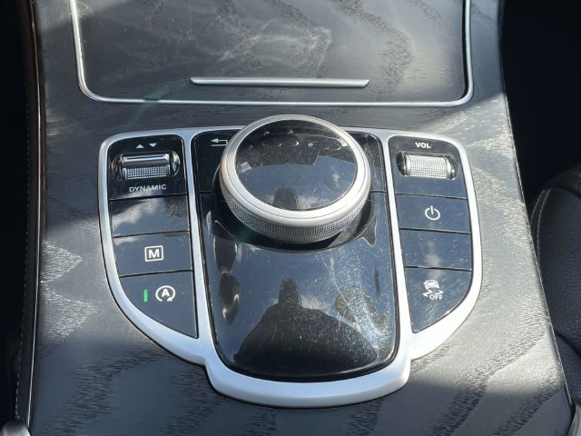 Used 2019 Mercedes-Benz GLC 300 image 31