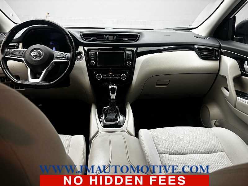 Used 2022 Nissan Rogue Sport SV AWD/4WD image 31