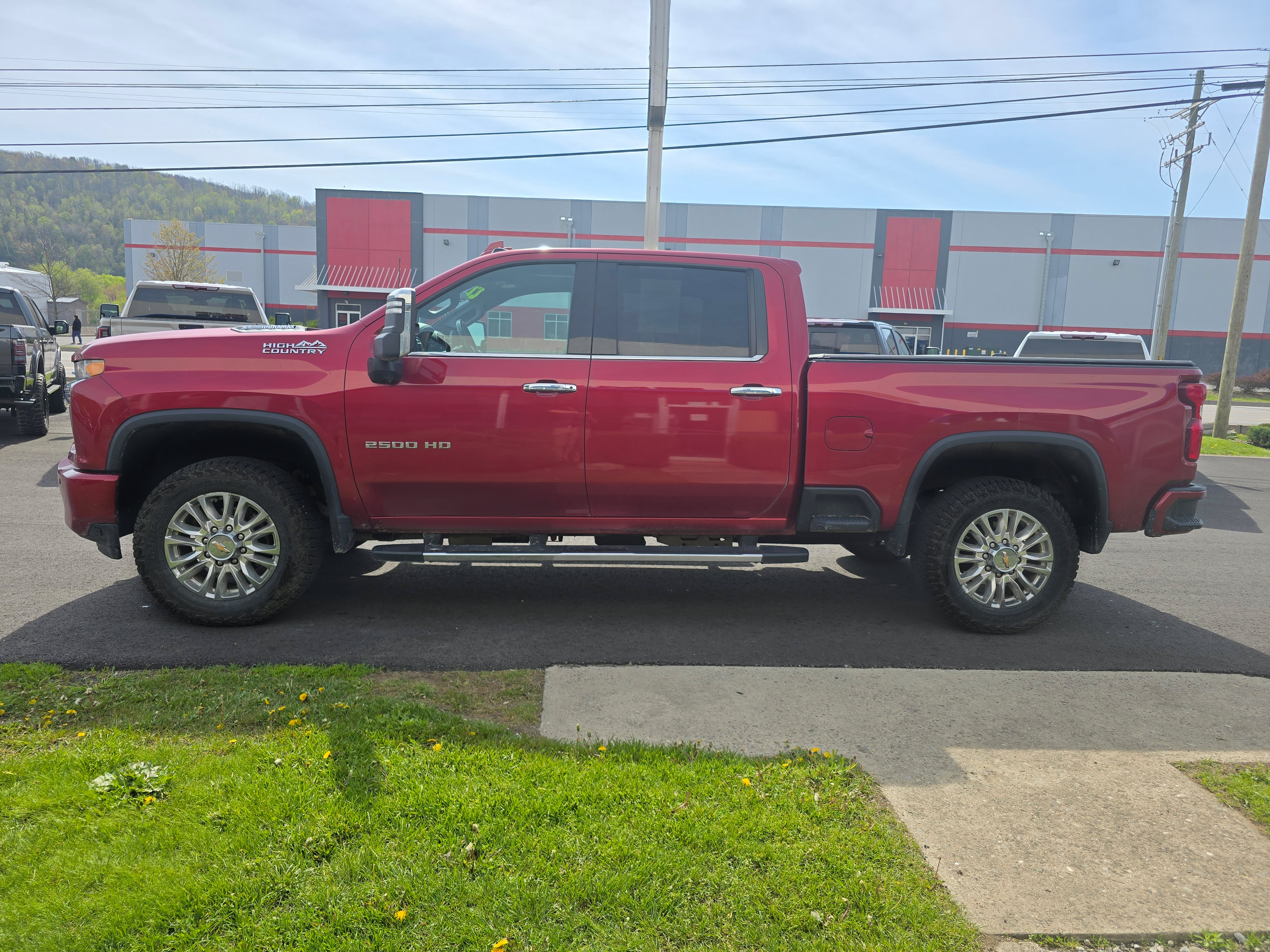 Used 2022 Chevrolet Silverado 2500 High Country w/ Z71 Off-Road Package AWD/4WD image 6