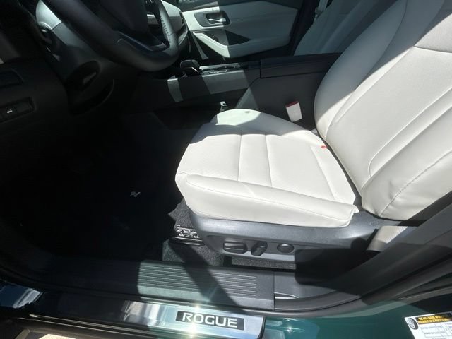New 2026 Nissan Rogue Dark Armor AWD/4WD image 19