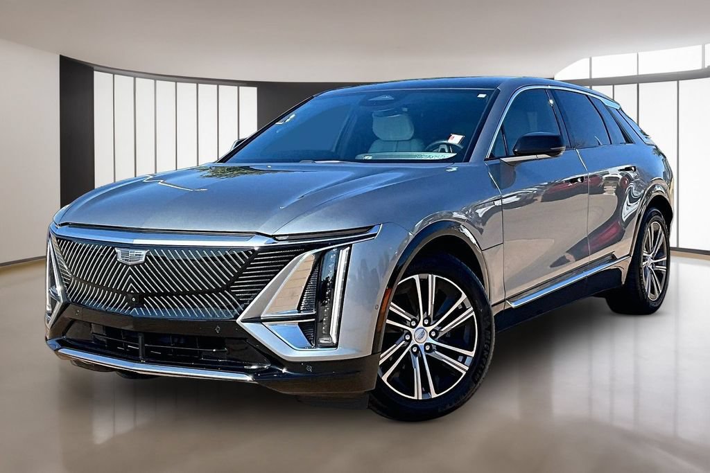 Used 2024 Cadillac Lyriq Luxury AWD/4WD image 1
