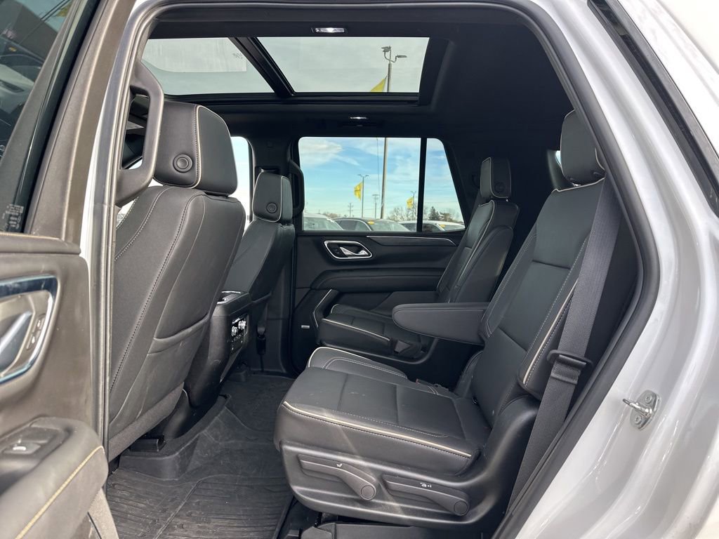 Used 2023 GMC Yukon SLT image 27